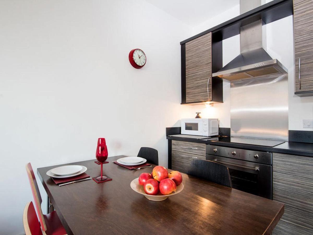 7 Westercraigs Apartment Dalneigh Buitenkant foto